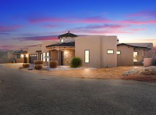 2504 Villa Doro Way NW, Albuquerque, NM 87104
