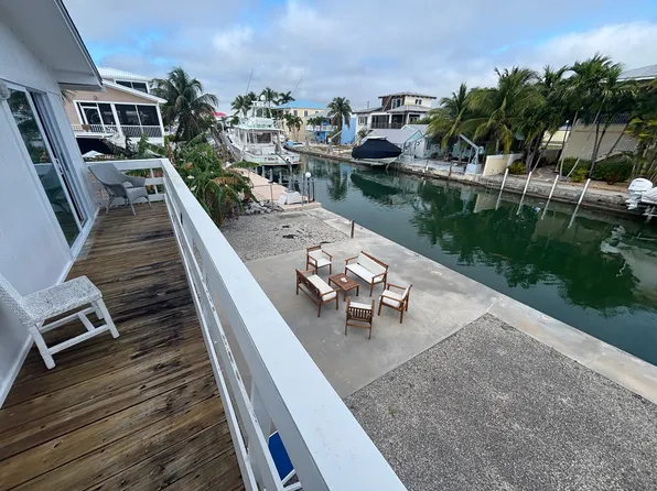 463 Caribbean Dr E, Summerland Key, FL 33042
