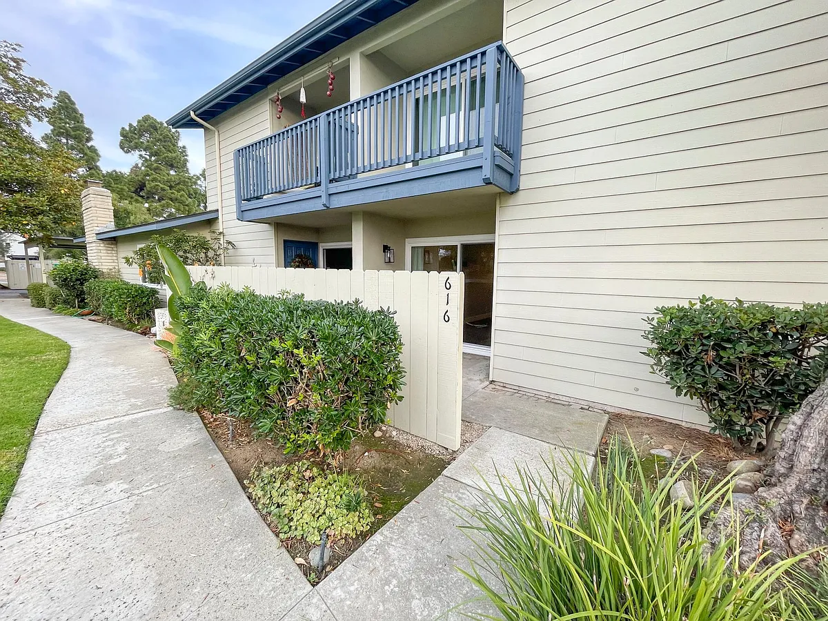 Unit 616 - 616 E Solana Cir