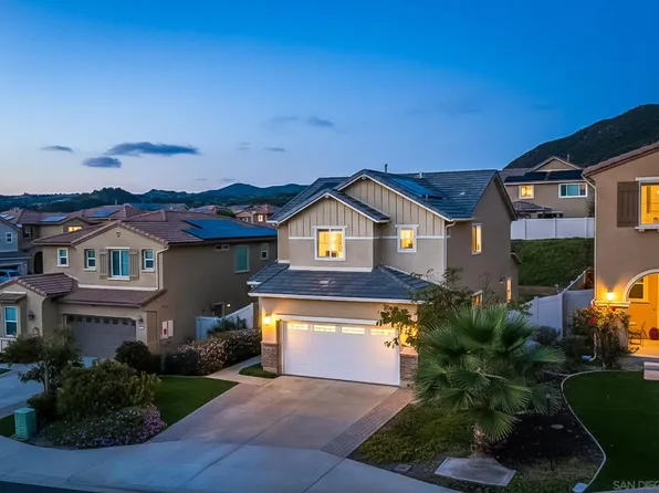 310 Falabella Ln, Fallbrook, CA 92028