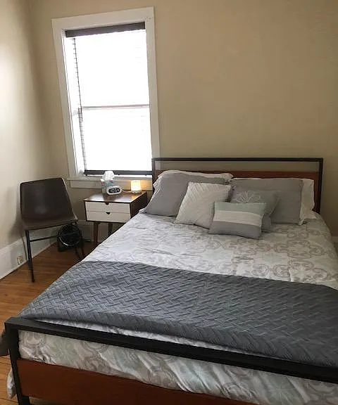 922 Smith Ave S — Photo 16