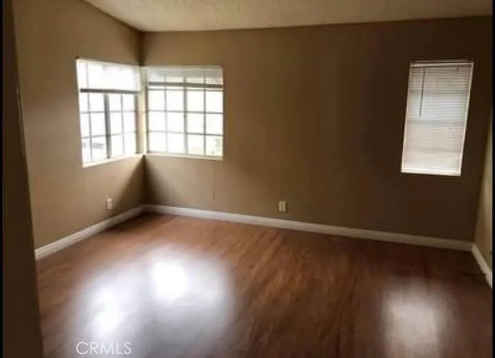 630 W Palm Ave — Photo 2