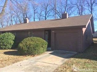 944 S Craig Ave, Springfield, MO 65802