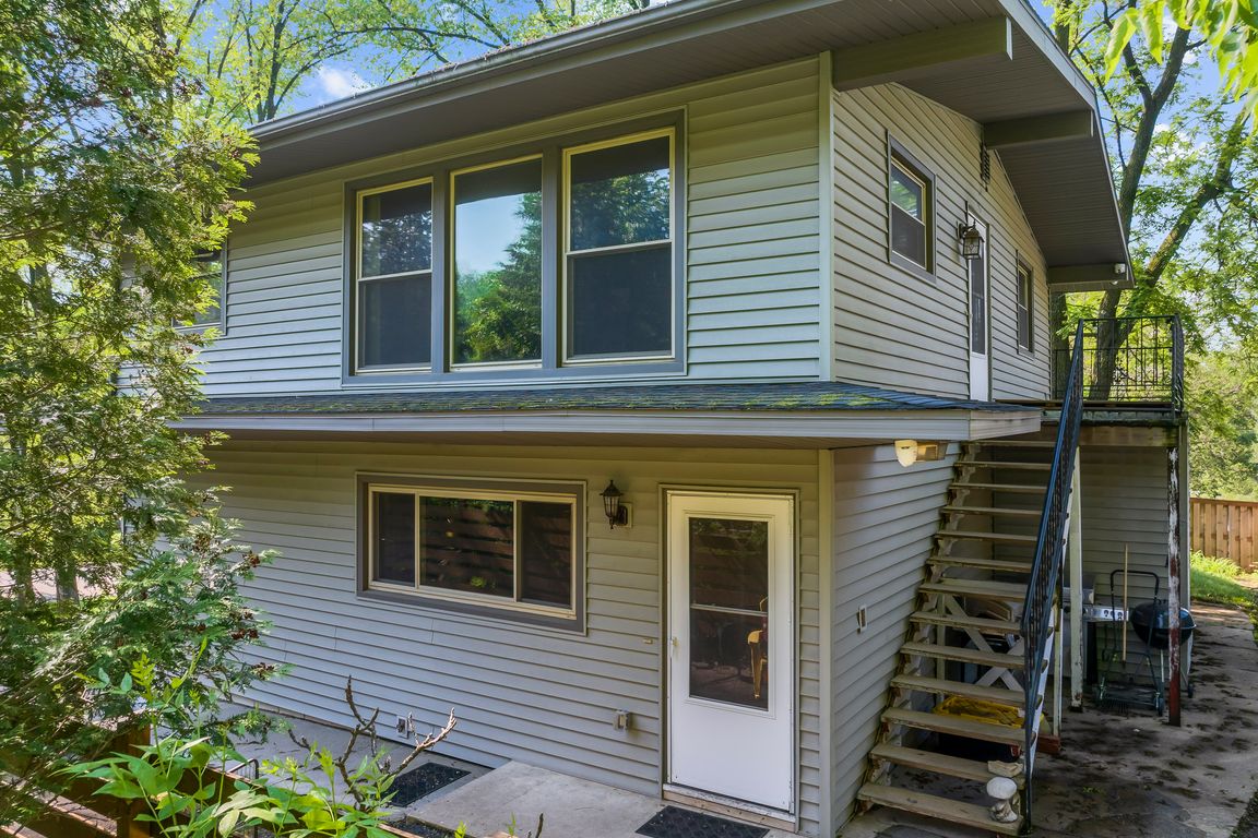 1015 19th Ave. NE