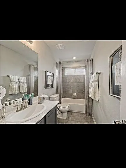 Rivers Edge Dr — Photo 10