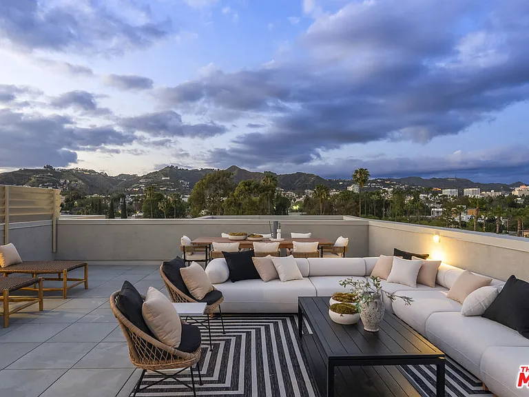 7428 Santa Monica Blvd #Penthouse 501 — Photo 21