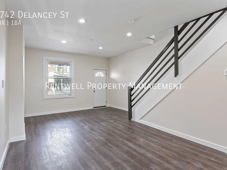 5742 Delancey St — Photo 4