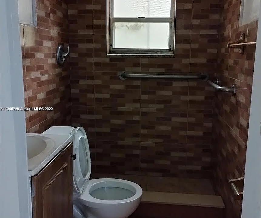 1st image of 3121 NW 103rd St #3123