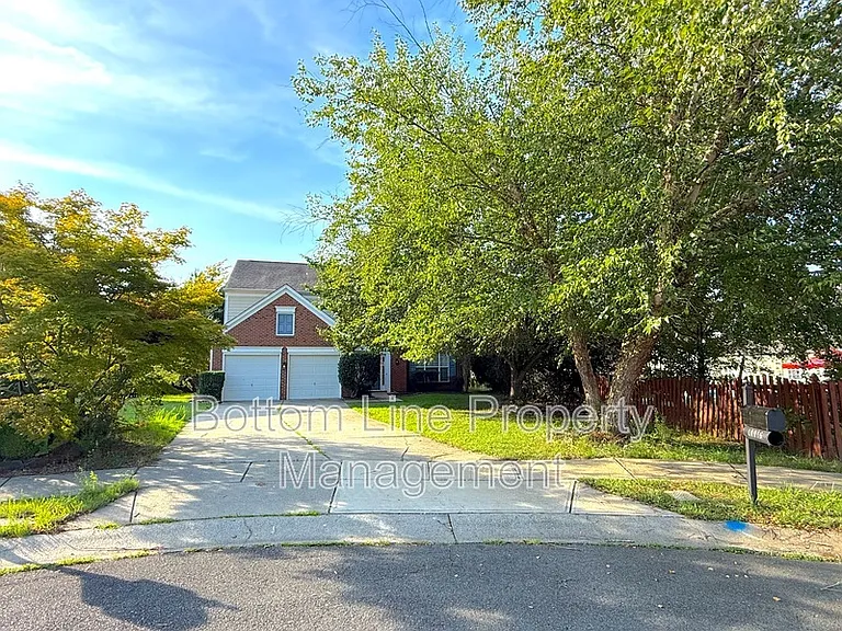 10016 Heatherly Ct — Photo 2