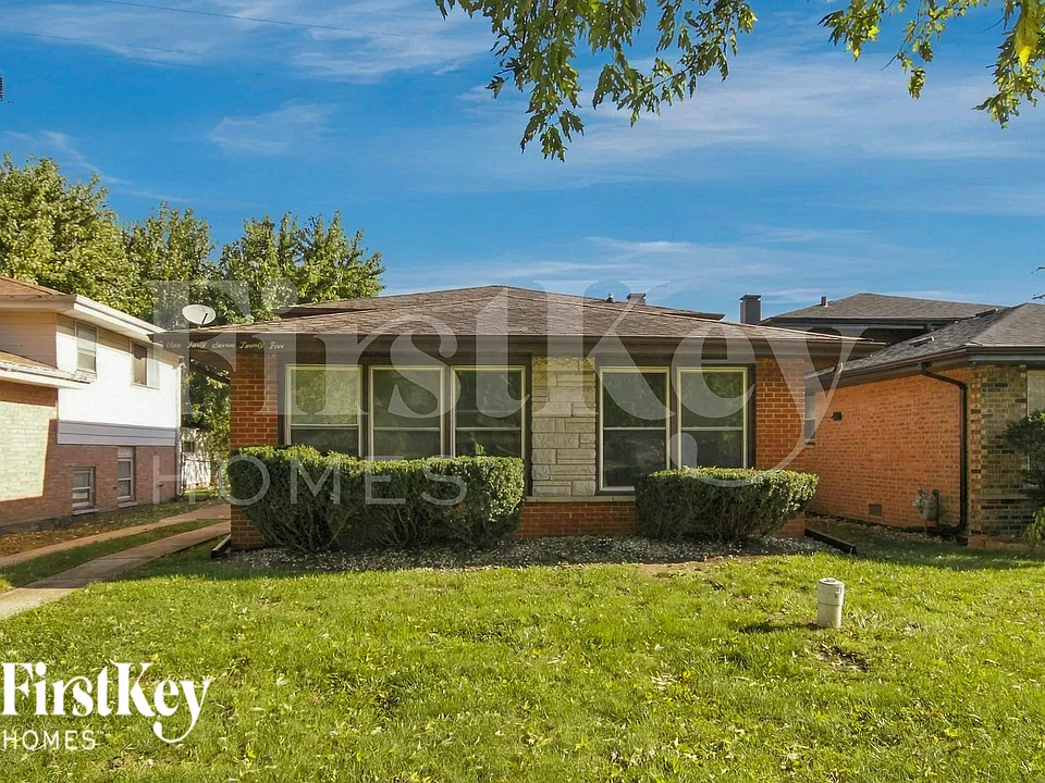 14725 Memorial Dr