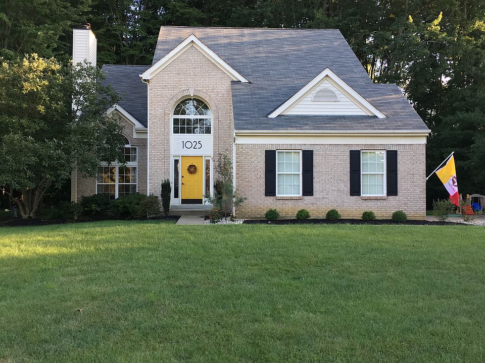 1st image of 1025 Fountain Ct