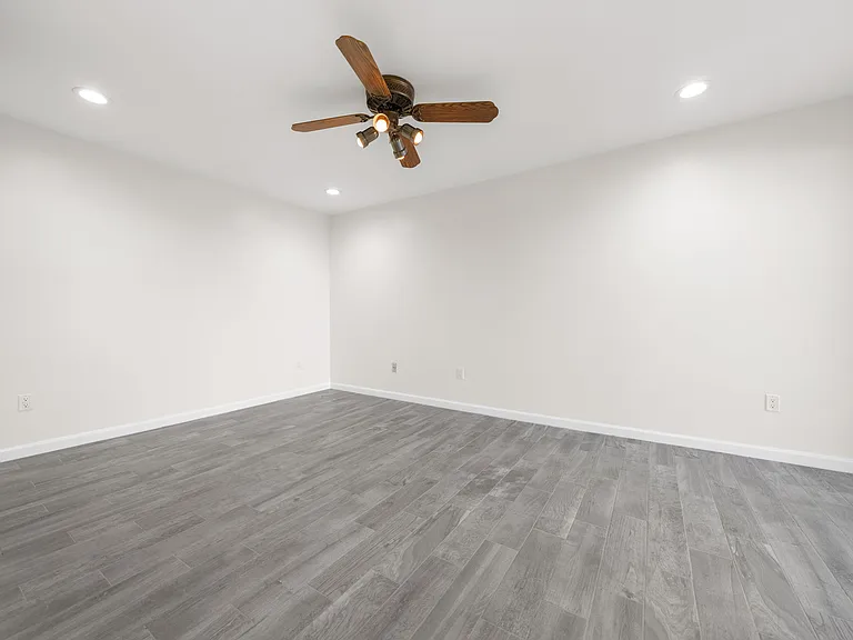 9424 Twin Trails Dr #103 — Photo 7
