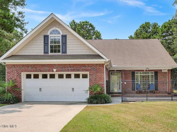 200 Shore Point Drive, Wilmington, NC 28411
