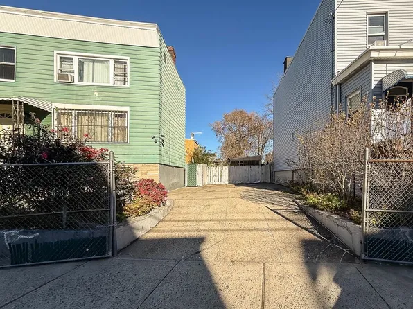 170-172 Cator Avenue image 3 of 7