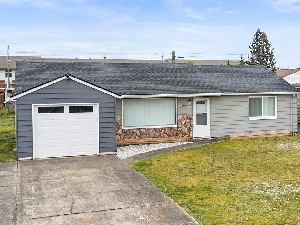 Welcome home! Move in ready! C'mon In!