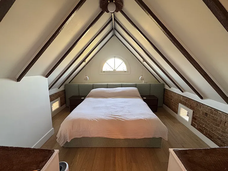 402 E Huntingdon St #3 — Photo 8
