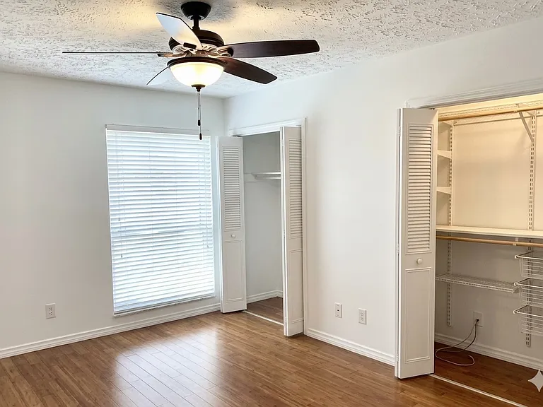 455 Wymore Rd #204 — Photo 10
