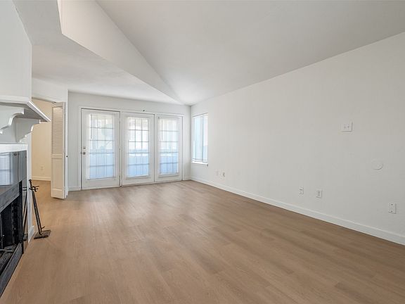 5th image of 5550 Spring Valley Rd APT D31