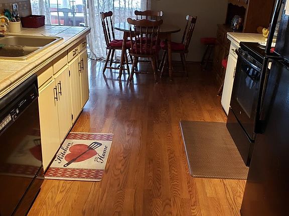 4th image of 3786 Mount Vernon Pl #9-A
