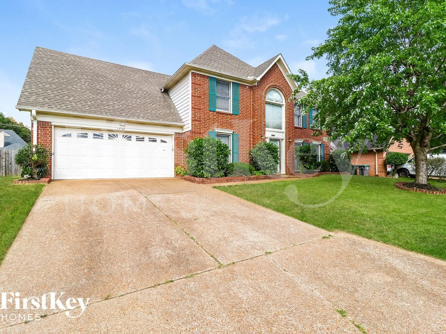 4 bed, 2.5 bath, 2732 sqft, $2,435 — Photo 1