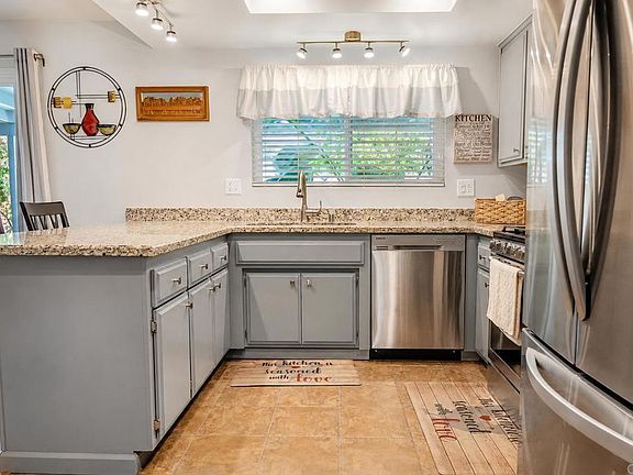 5th image of 1740 Walden Ln