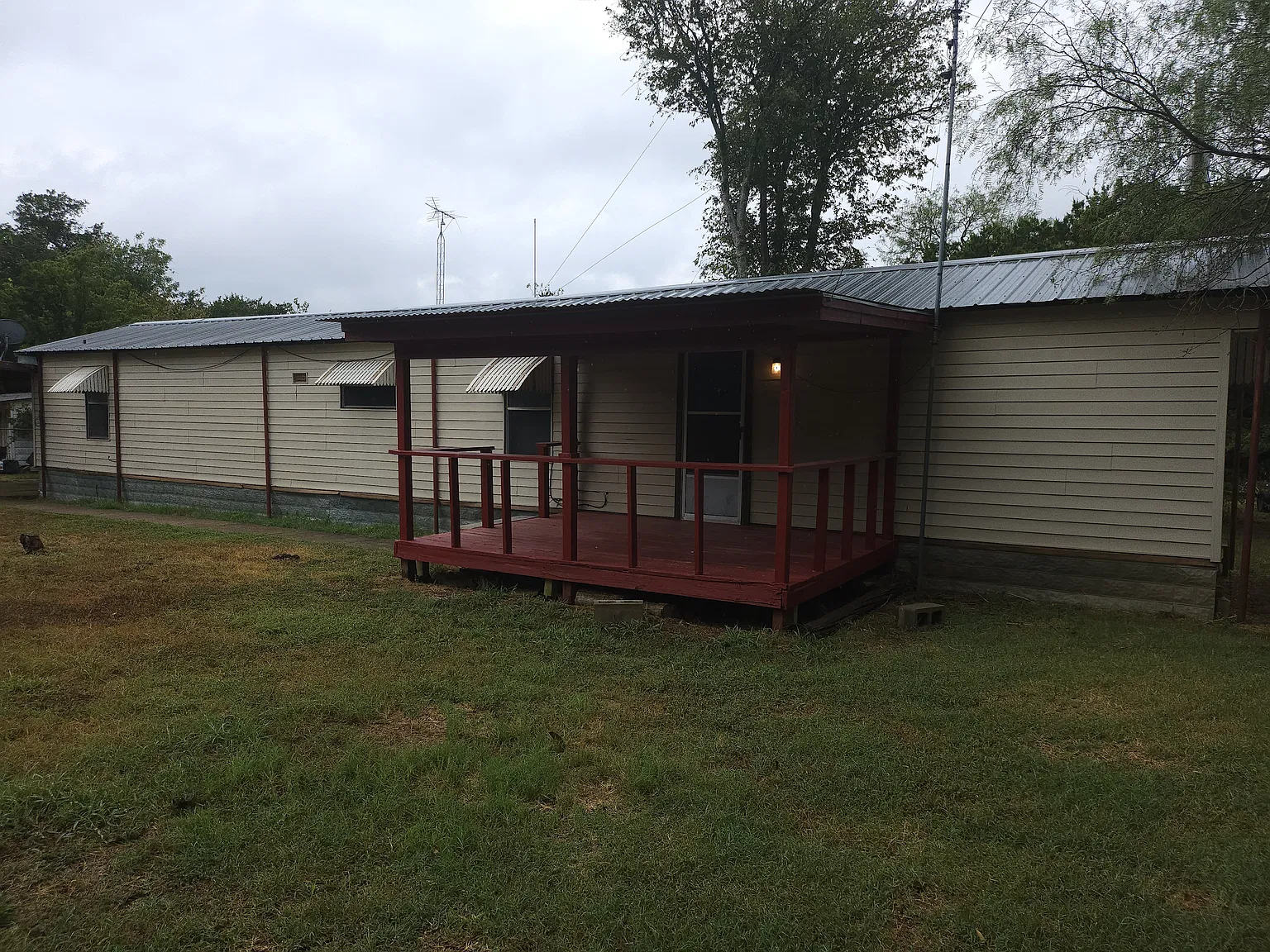 2 bed, 1200 sqft, $1,200 — Photo 3