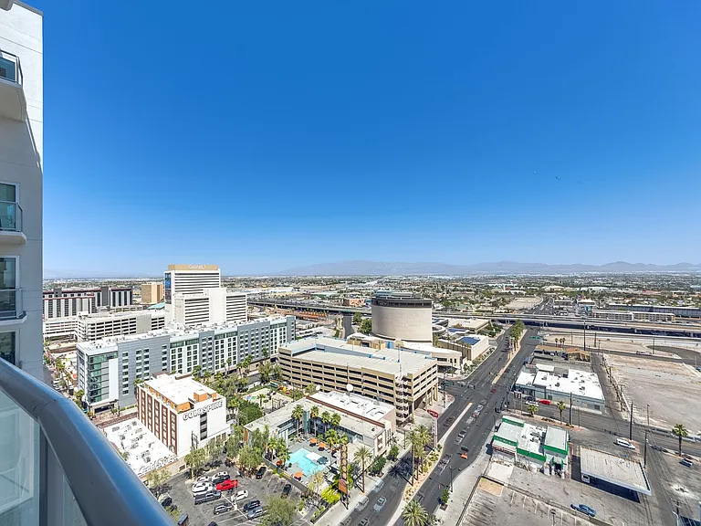 150 Las Vegas Blvd #2203 — Photo 23