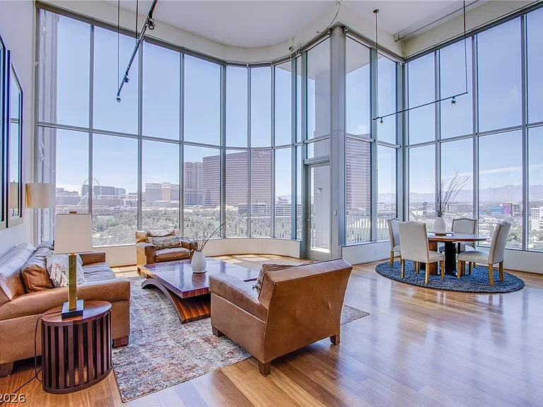 360 E Desert Inn Rd #1008 — Photo 9