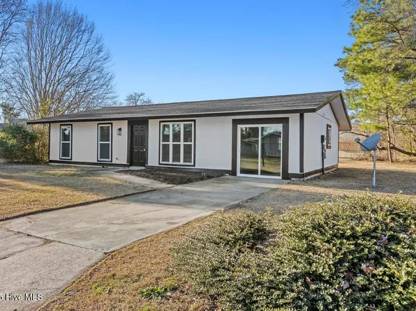 402 Shamrock Drive, Jacksonville, NC 28540