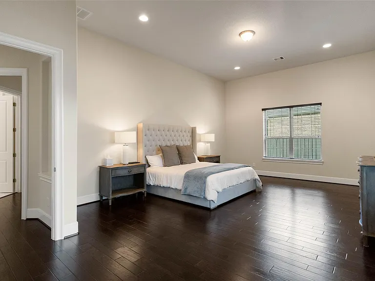 7 Valley Cottage Pl — Photo 34