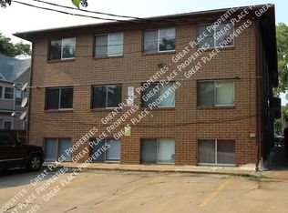 1123 F St #4, Lincoln, NE 68508