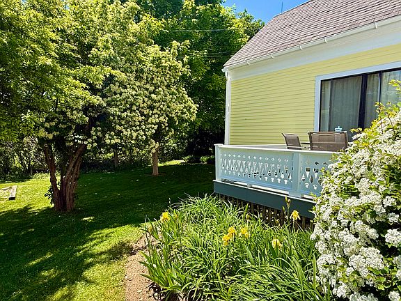 4th image of 16 Brighton Avenue