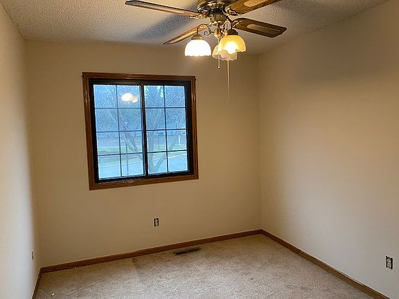 5th image of 2349 Cottage Dr