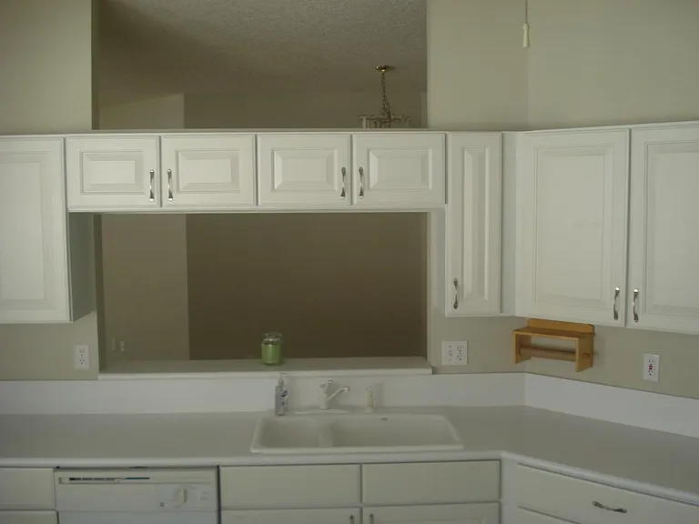 6793 SE Warwick Ln — Photo 3