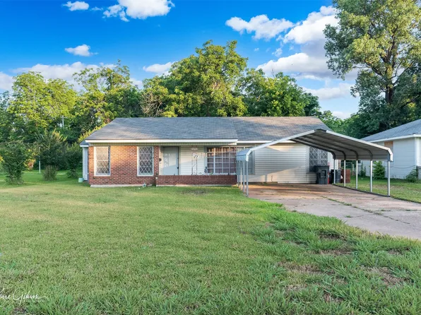 1145 Patricia Dr, Bossier City, LA 71112