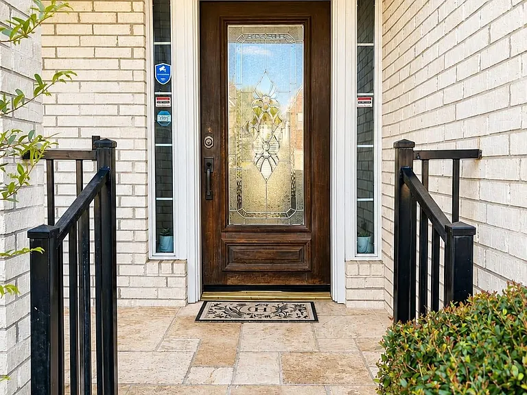 3614 Burning Palms Ct — Photo 32