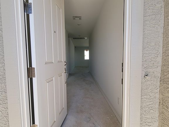 2nd image of 1902 E LARIAT Avenue