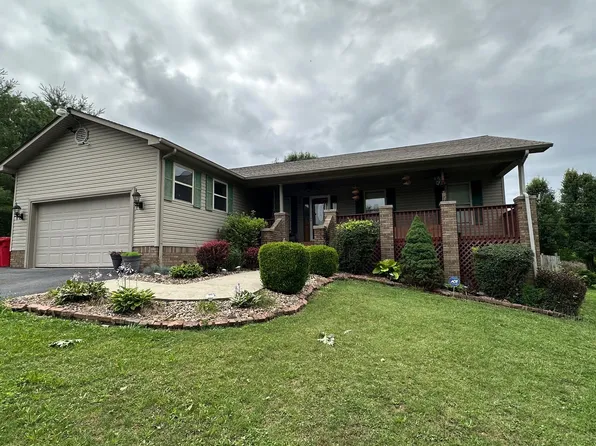 242 Tackett Spur Rd, Lily, KY 40740