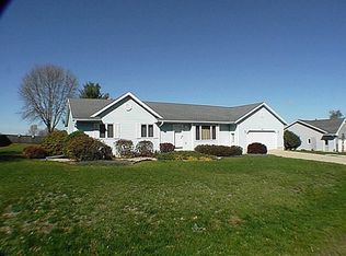N7323 Beaver Bay Dr, Beaver Dam, WI