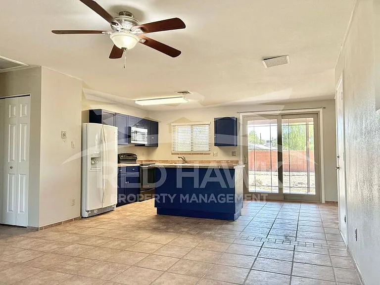 6143 W Del Rio St — Photo 5
