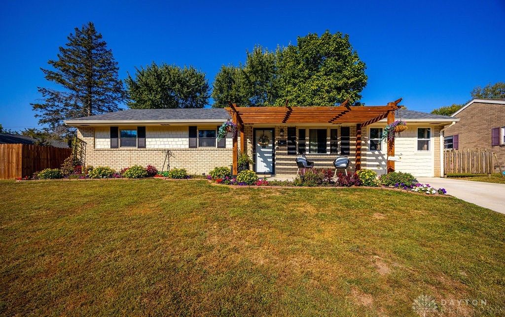 Real estate listing image