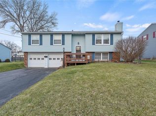 61 Cherry Tree Cir, Liverpool, NY 13090