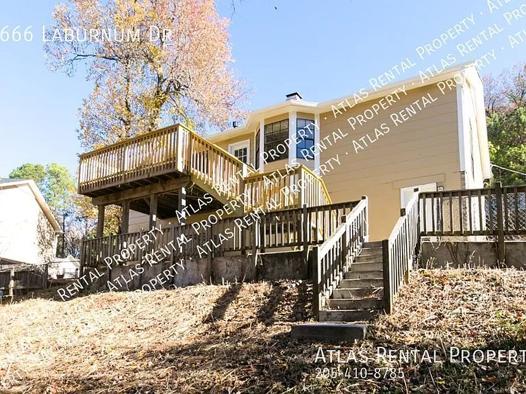 2666 Laburnum Dr — Photo 7