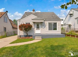 17420 Valade St, Riverview, MI 48193