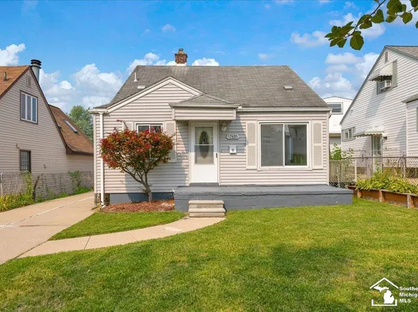 17420 Valade St, Riverview, MI 48193