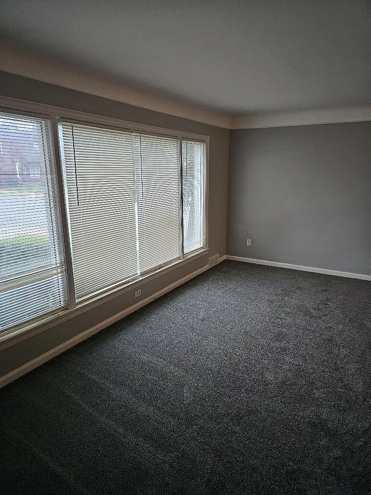 4 bed, 1300 sqft, $1,500 — Photo 4