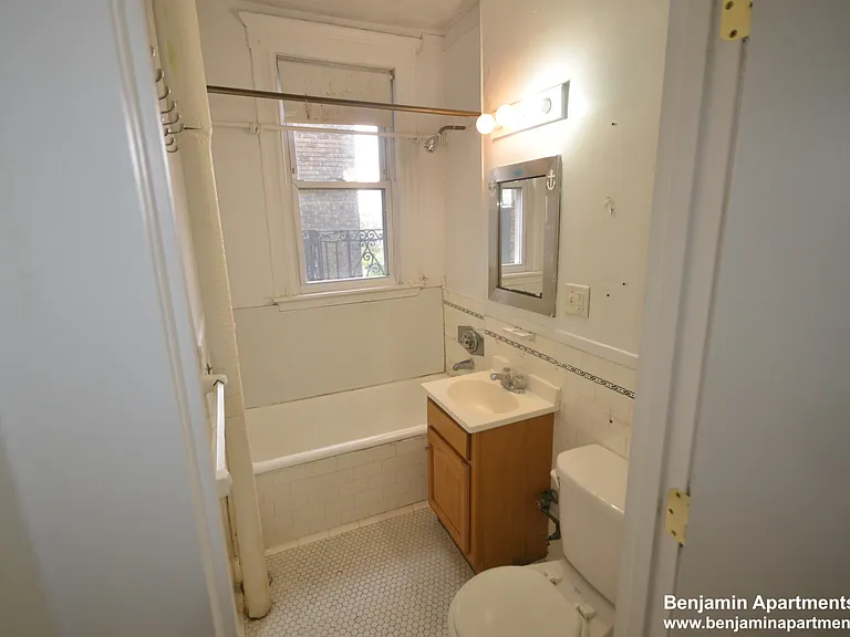 1638 Commonwealth Ave #37 — Photo 5