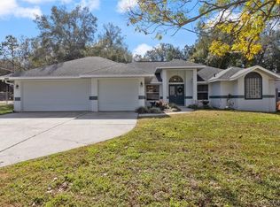 5880 W Woodhill Ct, Crystal River, FL 34429