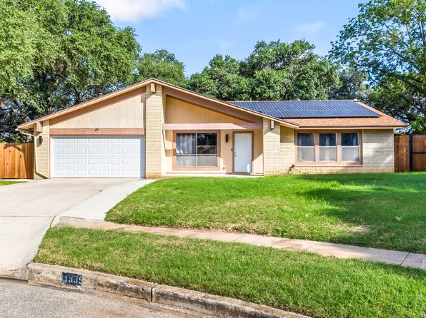 11935 Briarpath St, San Antonio, TX 78249