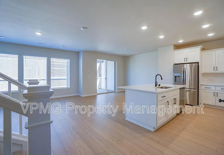 18300 NE 14th St — Photo 7
